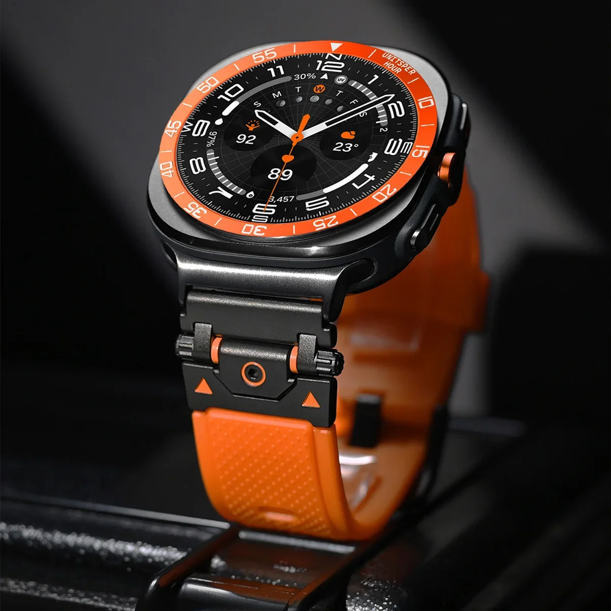 Custodia con anello per caston - Smartwatch Ring Watches recensione e prezzo