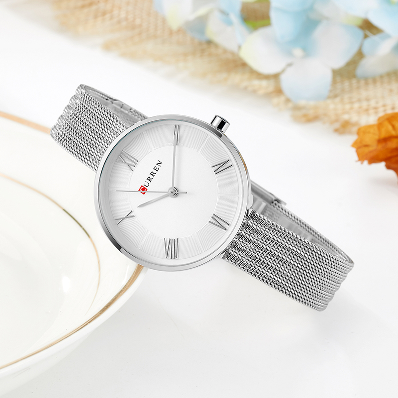 CURREN 9020 Orologio al Quarzo - Mesh Stainless Strap recensione e prezzo
